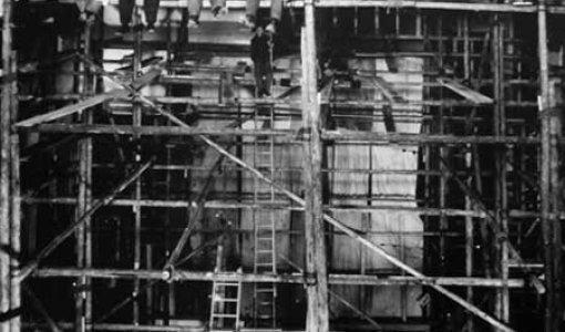 Pastoliai ir istorija