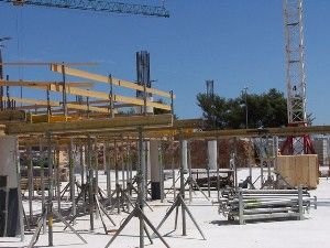 Statramsčiai, galvos, trikojai, fanera, sija H20.-7